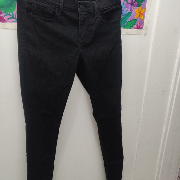 Black Levi's Skinny Unused Jeans - Picture 2 of 3